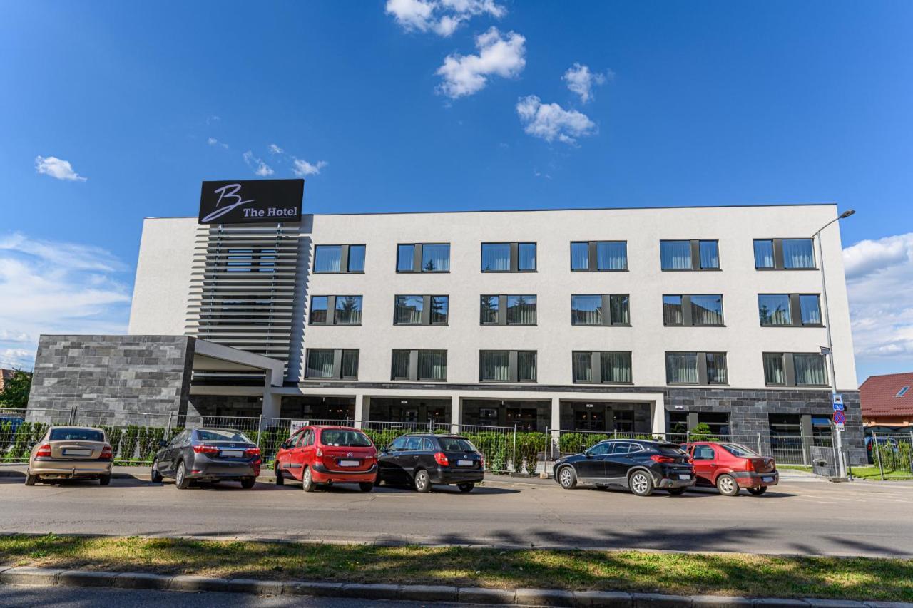 B The Hotel Sfântu-Gheorghe Buitenkant foto
